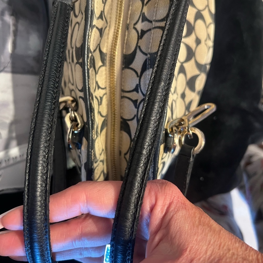 🖤Coach Vintage Madison Signature East West Tote & Wallet🖤EUC - Picture 10 of 17